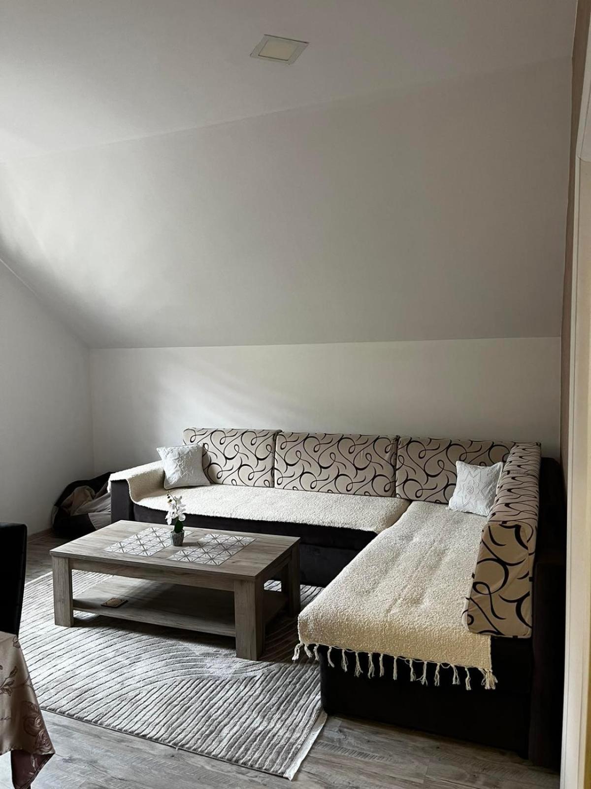 Apartmani Nikolic Višegrad Szoba fotó